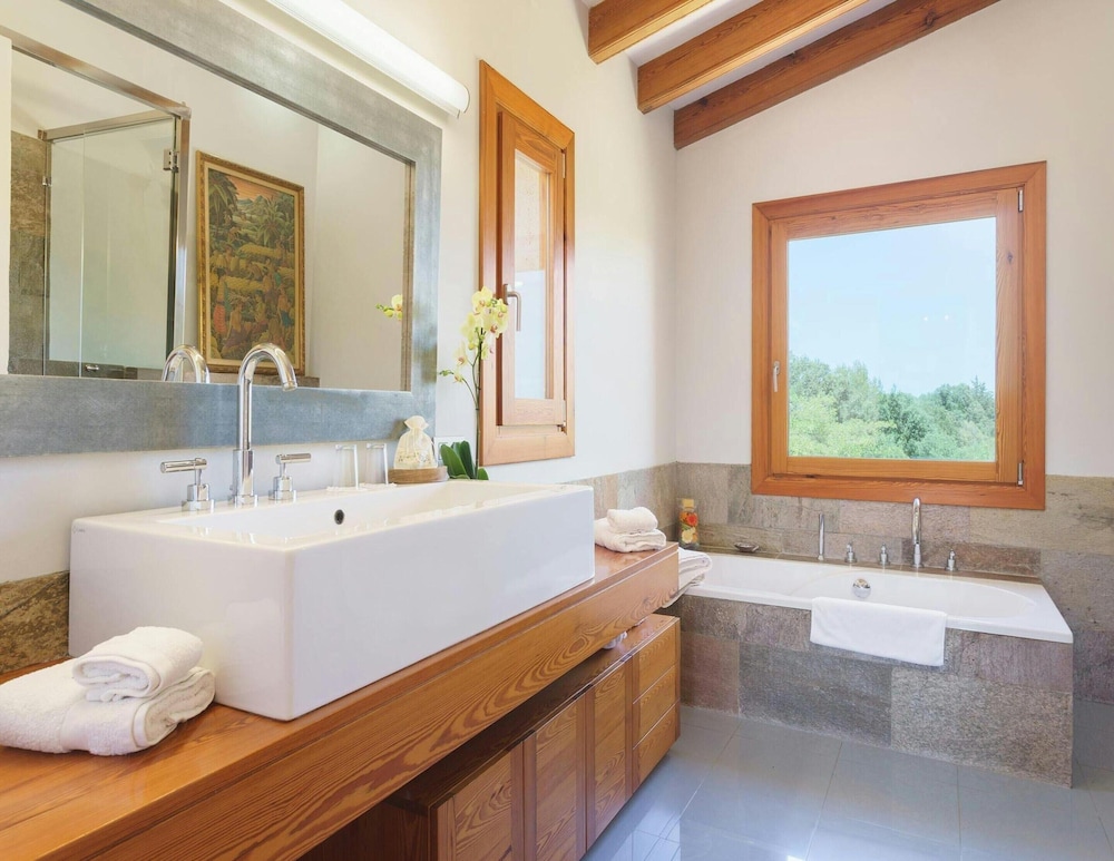Nice Villa Near Golf of Pollensa