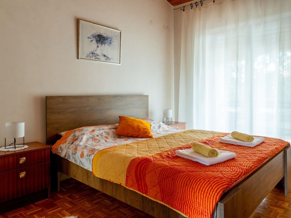 Spacious Holiday Home in Verteneglio view 5