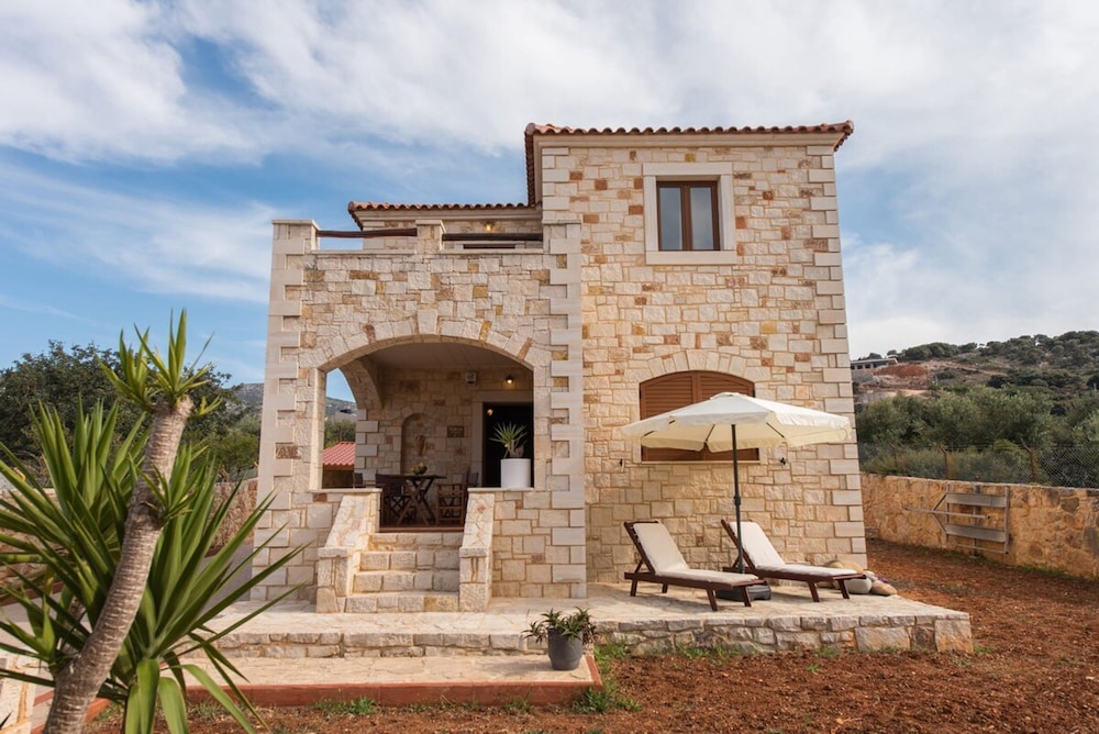 Ydria Villa C Stonebuild