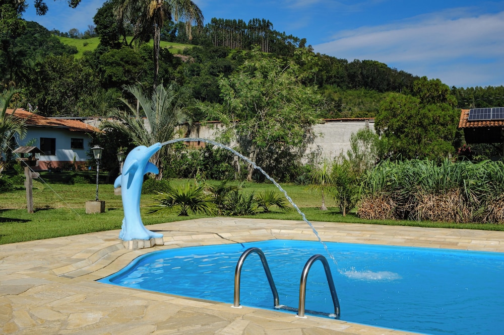 Acalanto Inn