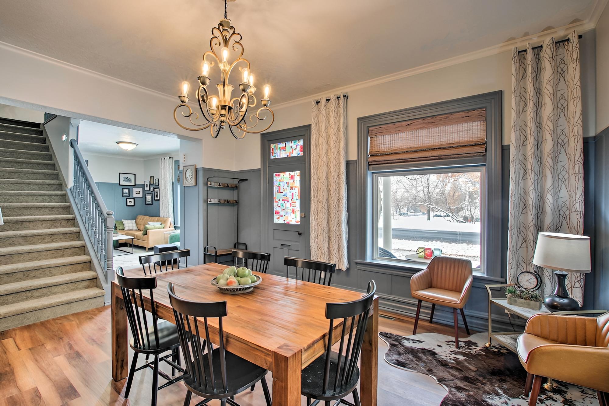Beautiful Downtown House < 3 Miles to Hiking & USU view 5