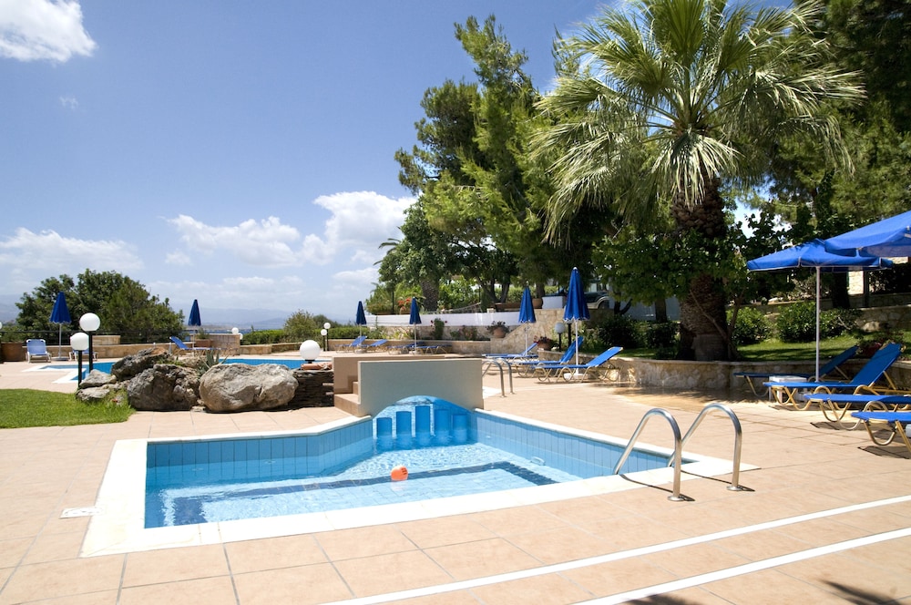 Alianthos Suites