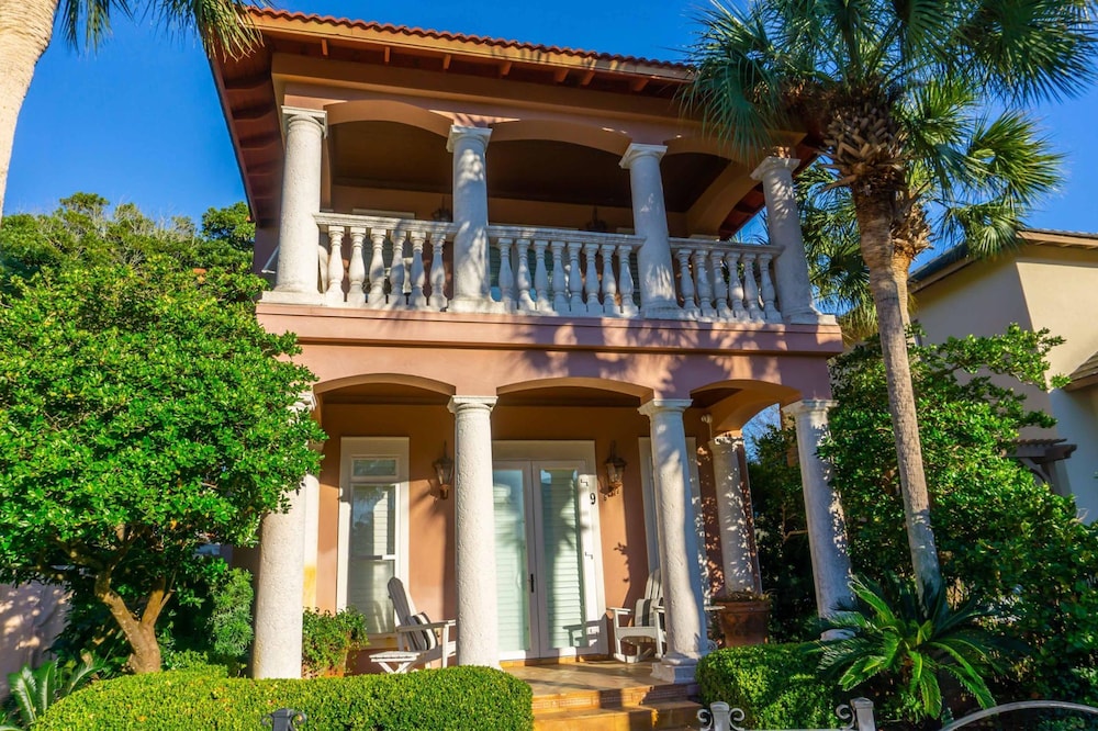 9 Rue Martine in Miramar Beach