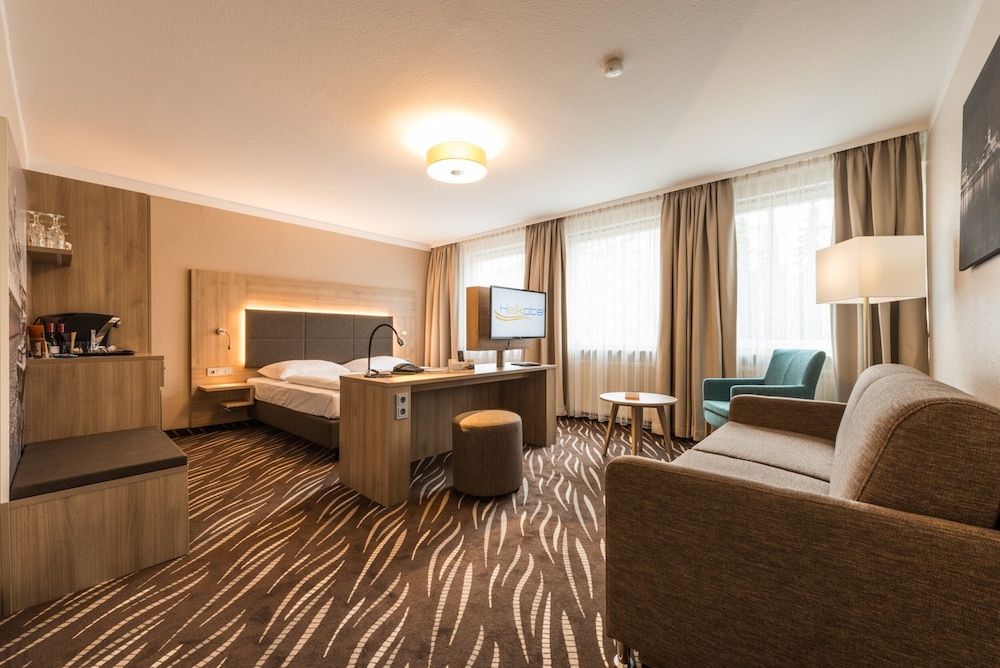 Hamburg Vacations - Heikotel Hotel Windsor - Property Image 33
