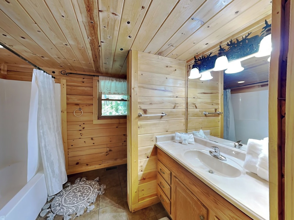 Charlottes Haus by Jackson Mountain Rentals