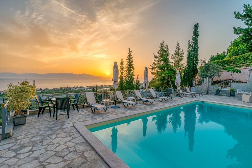 Onar Zin Seabliss - Iro Pool Bliss Getaway