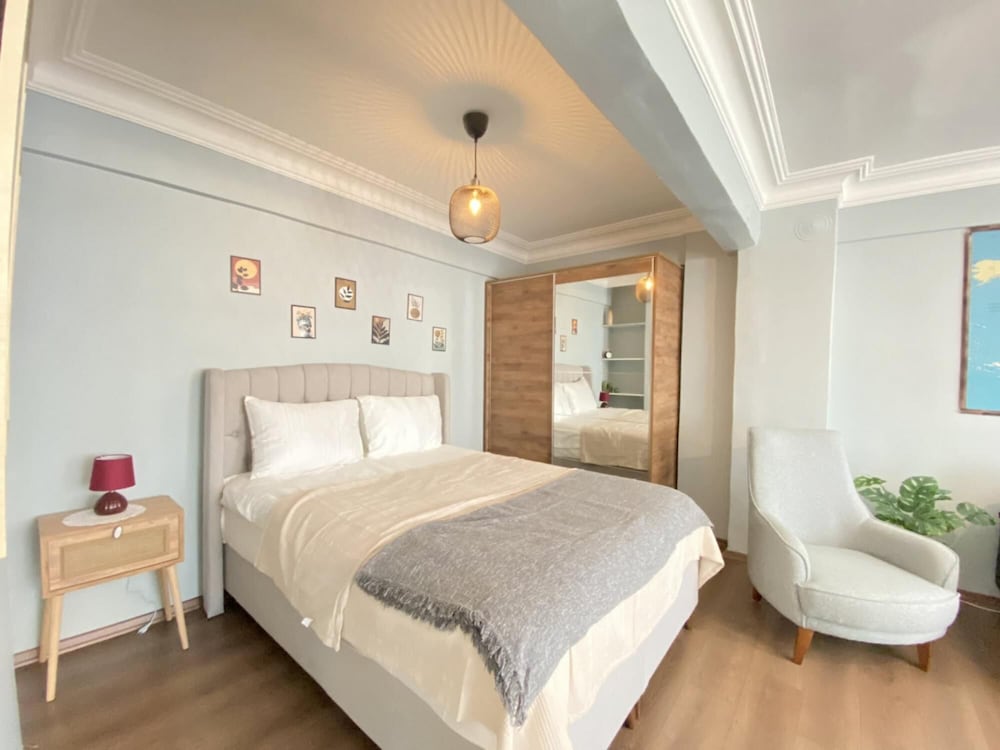 Studio Flat Near Taksim Square in Beyoglu