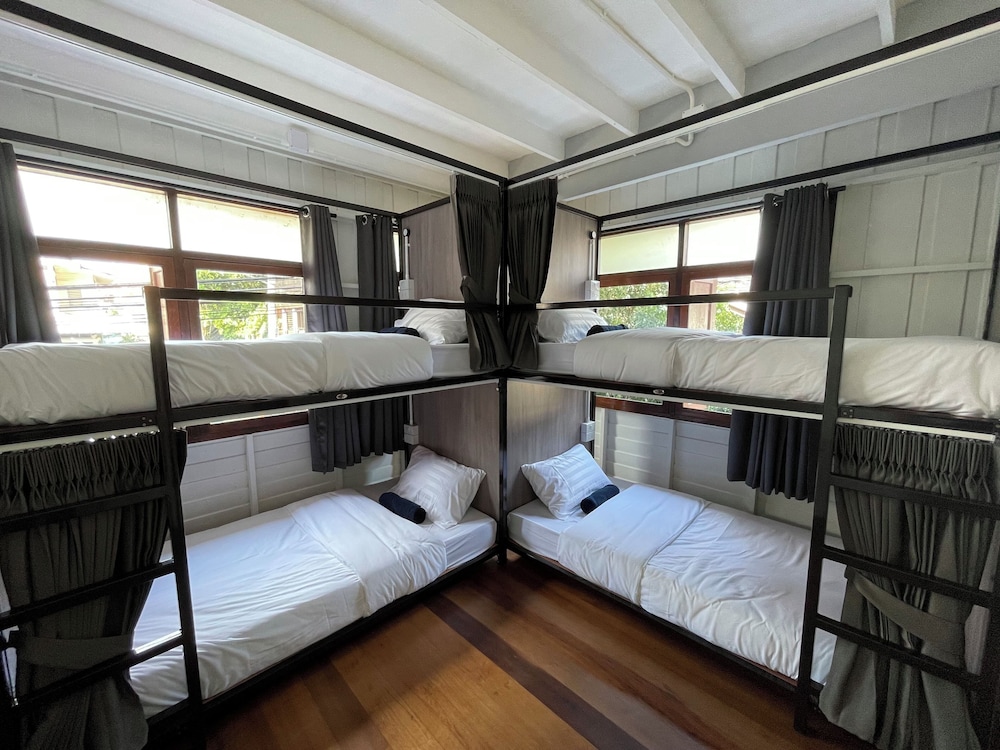 Green Cabin Hostel