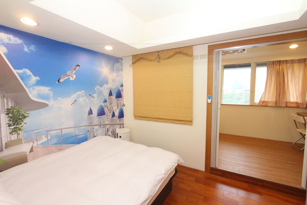 Peace Art Villa