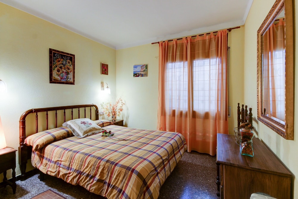 Apartment in Roses Near Beach