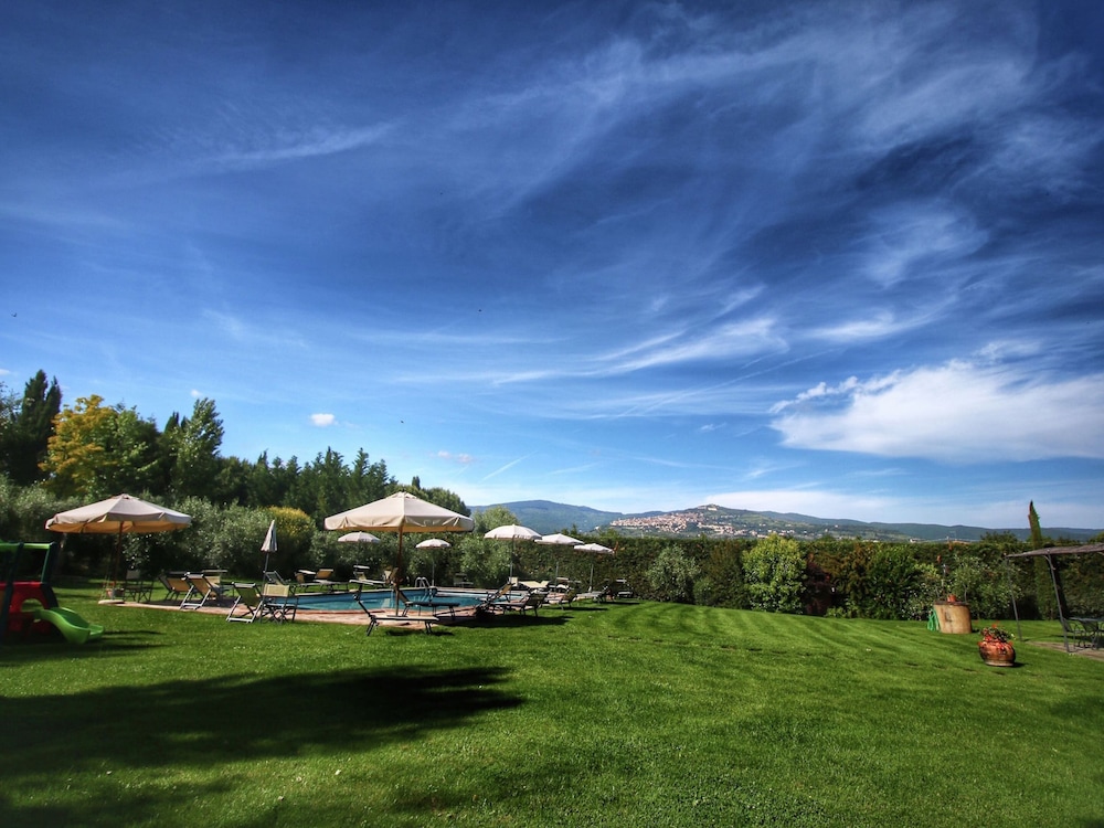 Lovely Agritourismo near Cortona view 4