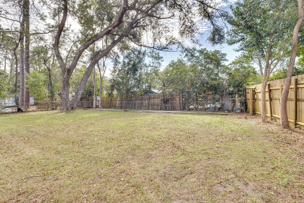 4 Mi to Fsu! Family Gem w/ Deck in Tallahassee