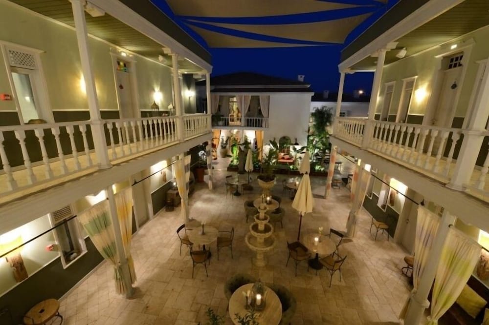 Marge Otel - Image 32