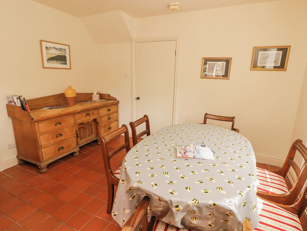 Meadow Cottage