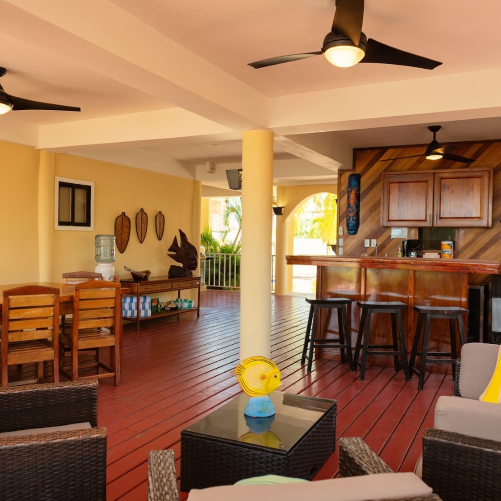 Villa Mission Bay in Belize City