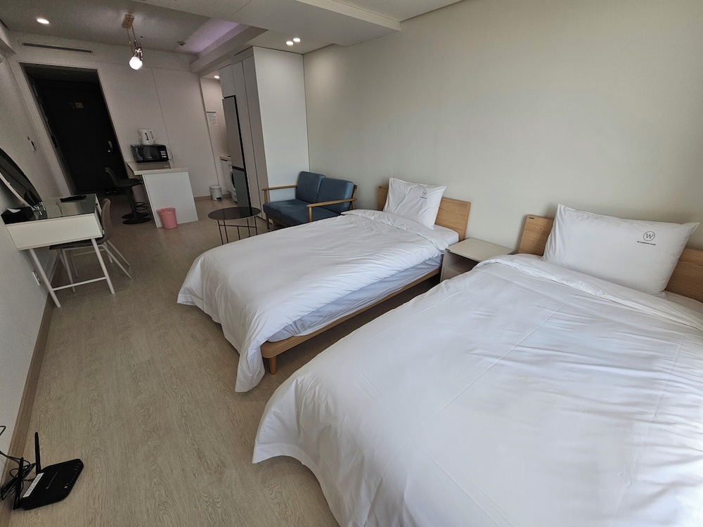 W Residence Hotel Centum City 12