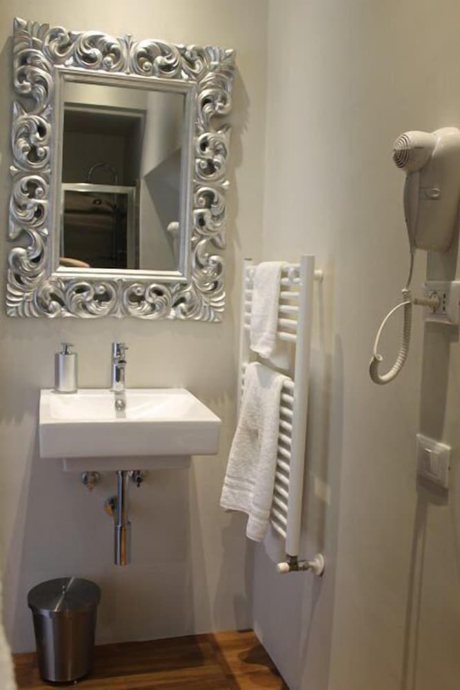 Vacanze Romane Rooms
