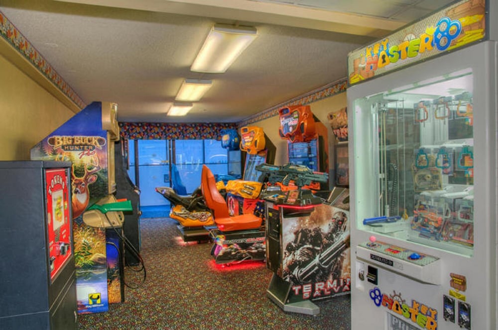 Landmark Resort by Elliott Beach Rentals