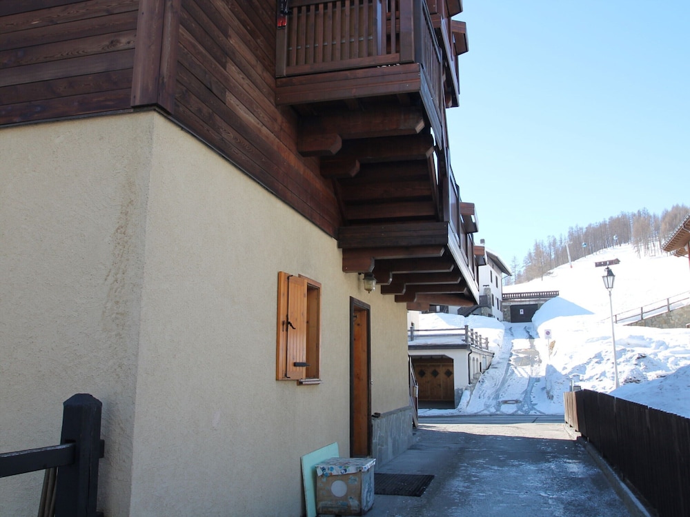 Photo 24