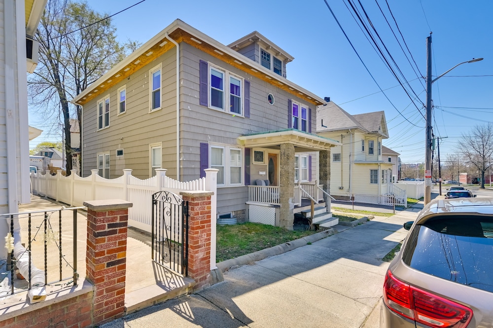 Boston Area Vacation Rental 3 Mi to Airport! view 2