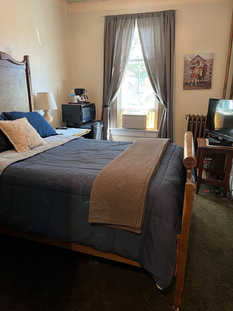 The Kempton Hotel
