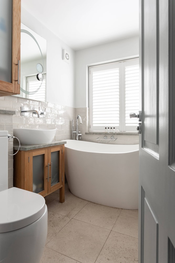 Molyneux Street II by Onefinestay