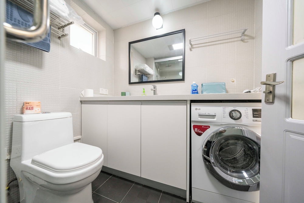 Tyms Xujiahui Premium 3BR 2BA APT