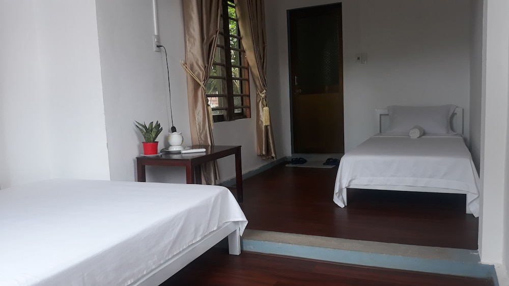 Tropical Valley Homestay view 3