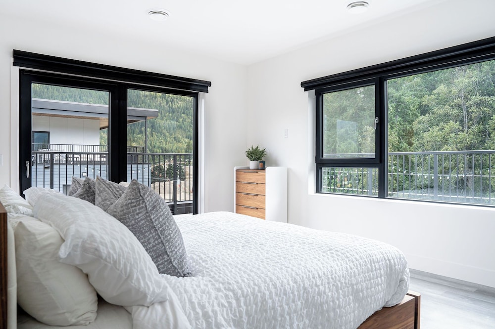 The Begbie Penthouse - Image 4