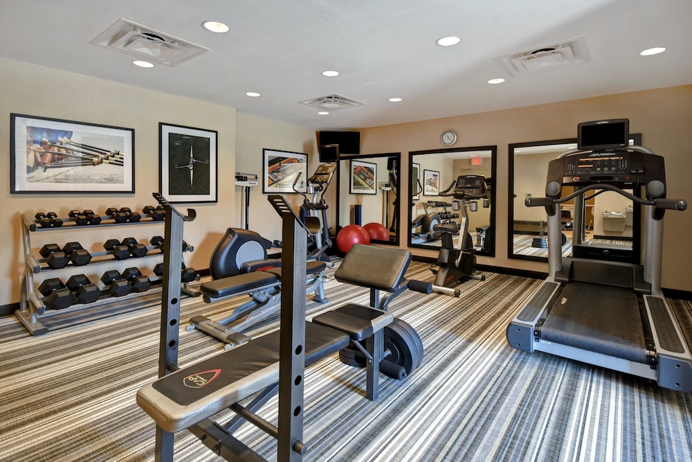 Candlewood Suites St. Clairsville by IHG