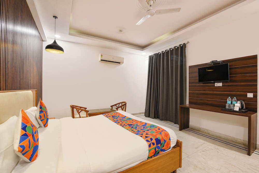 FabHotel Ganeshwaram 45