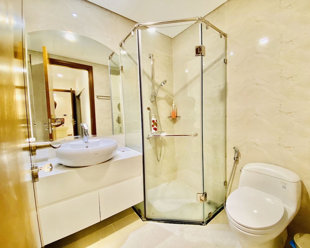Wow! Homes by Christine - Vinhomes Luxury