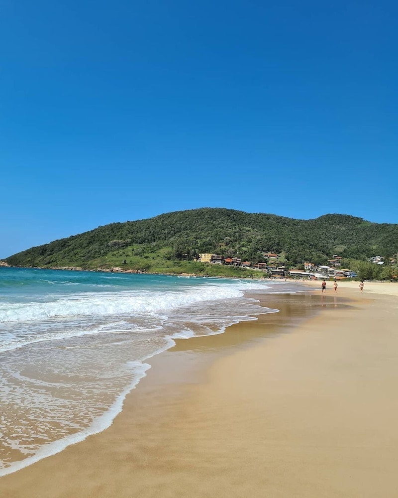 Contêiner Exclusivo - Praia da Gamboa