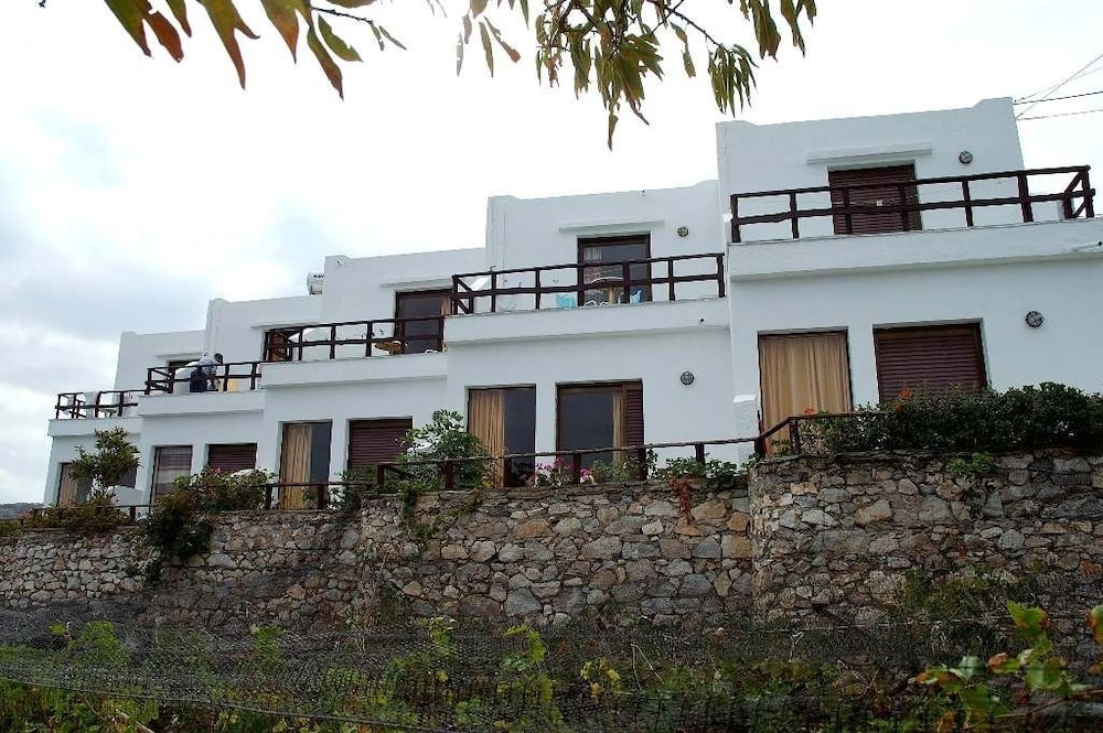 Kounenos Apartments