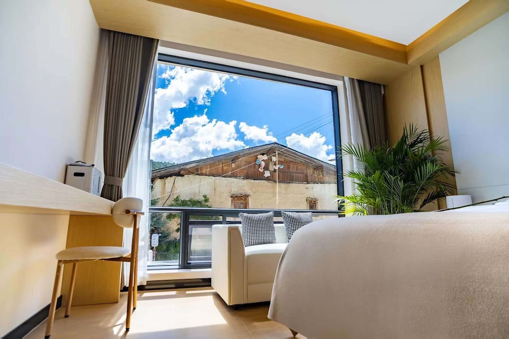 Xuejian Homestay