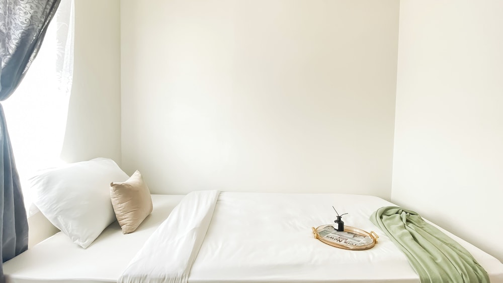Stunning and Well Designed 2BR Apartment at Vittoria Residence