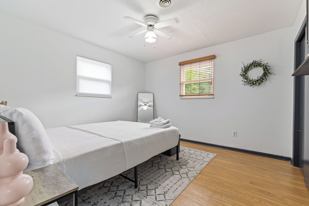 Noir Manor 3BR House
