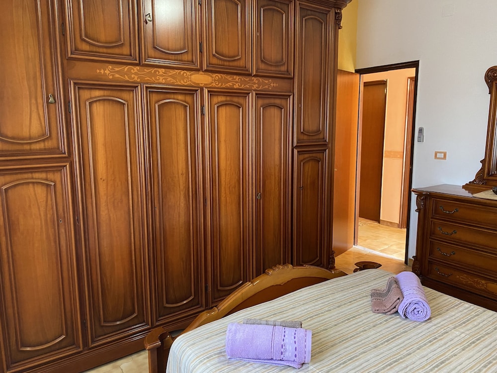 Apartment Direct to the Beach of Scala Dei Turchi view 4