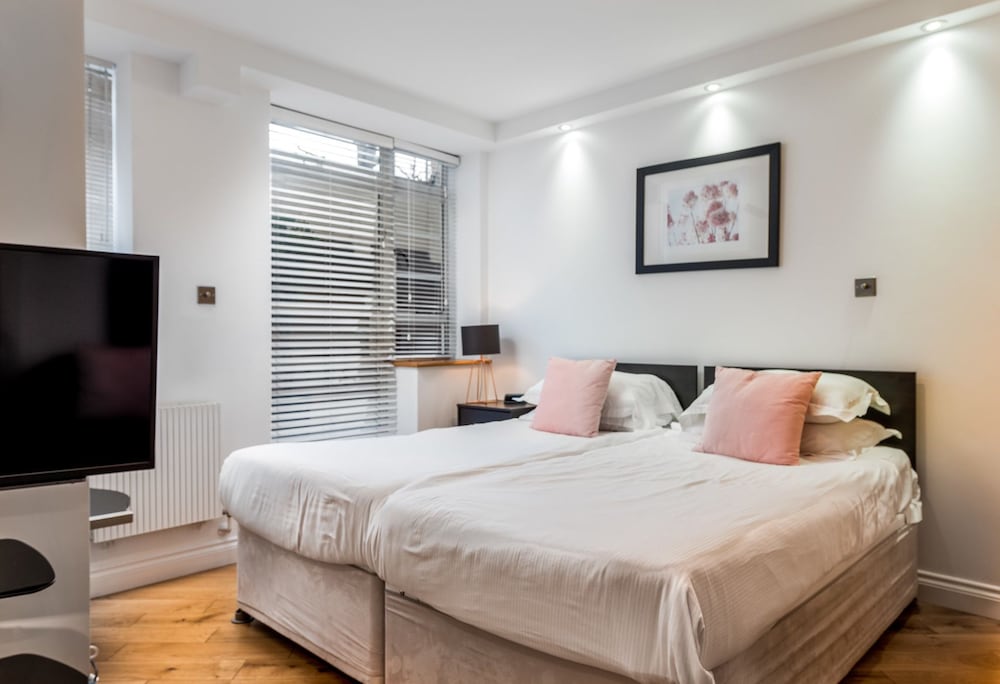 Nell Gwynn House Apartments