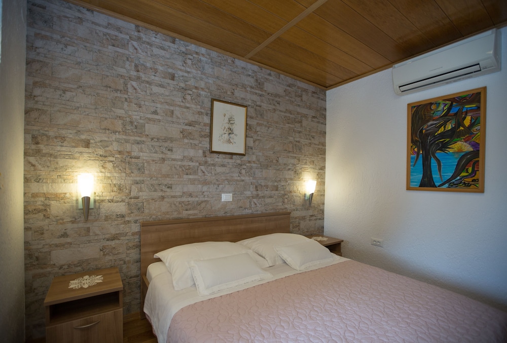 Villa Salona — photo 3