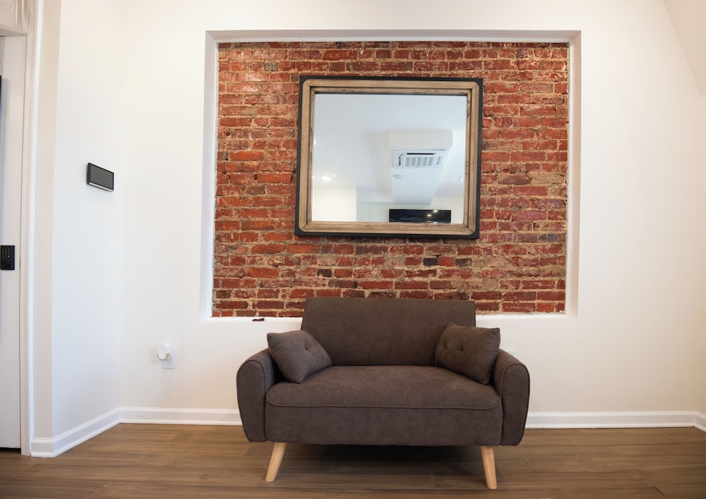 Diamond Suites Philadelphia Center