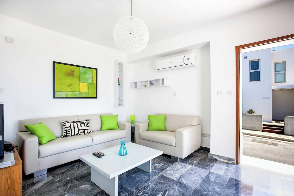 Villa Aqua Paphos