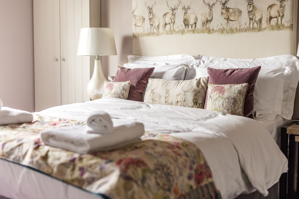 Plum and Partridge Inn