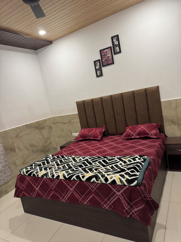 Hotel Utsav