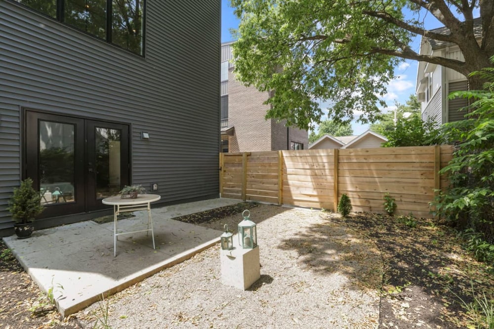 Stylish Getaway -columbus-3 Bedroom Masterpiece