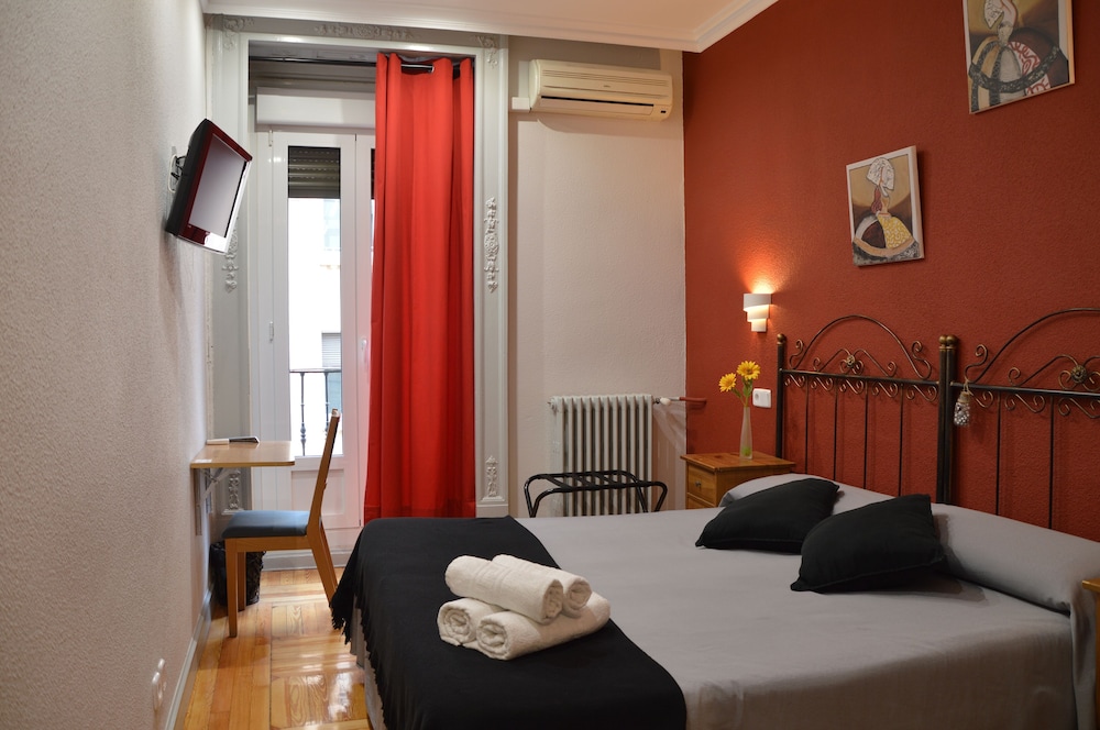 Hostal Aresol - Image 4