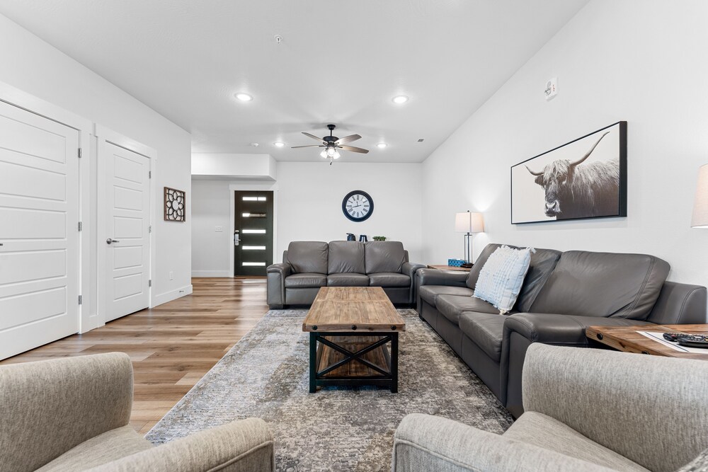 Cm132-6 -summer Breeze- Sleeps 17 6 Bedroom Home