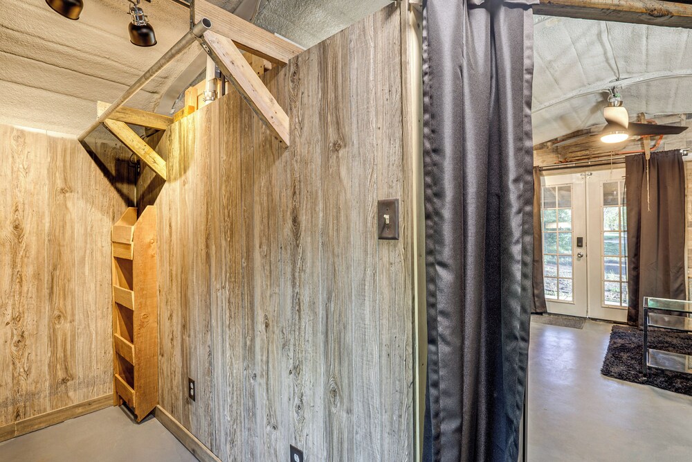 Peaceful Cabin Retreat Near Prairie Band Casino