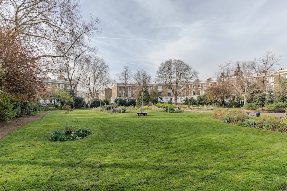 Hemingford Road IV by Onefinestay