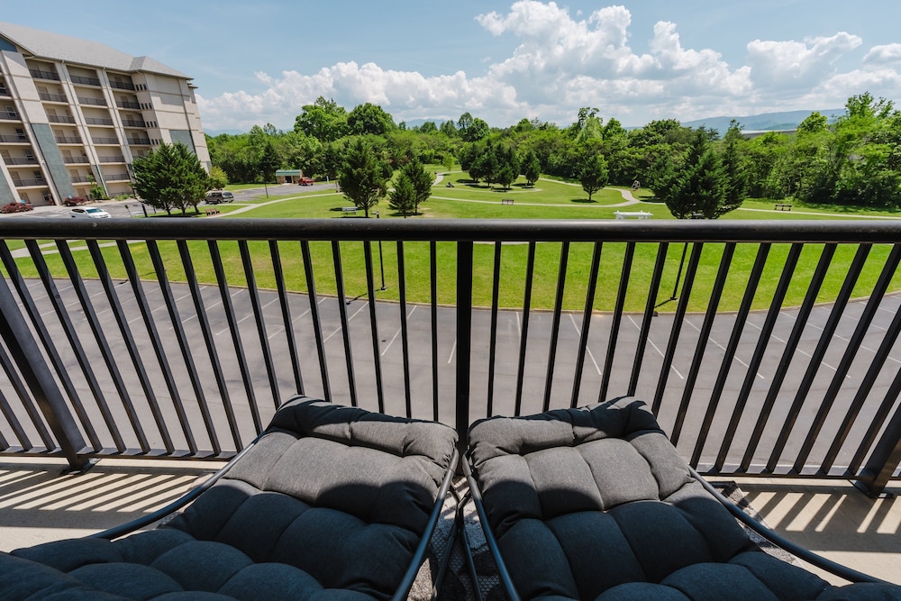 A Beary Good Getaway 2 Bedroom Condo